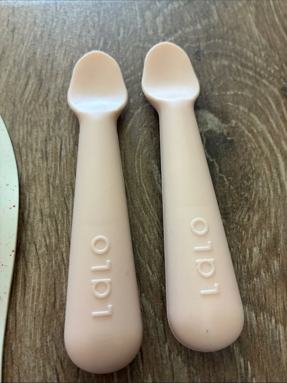Lalo Baby Silicone Bib + Blush Pink Spoons Set